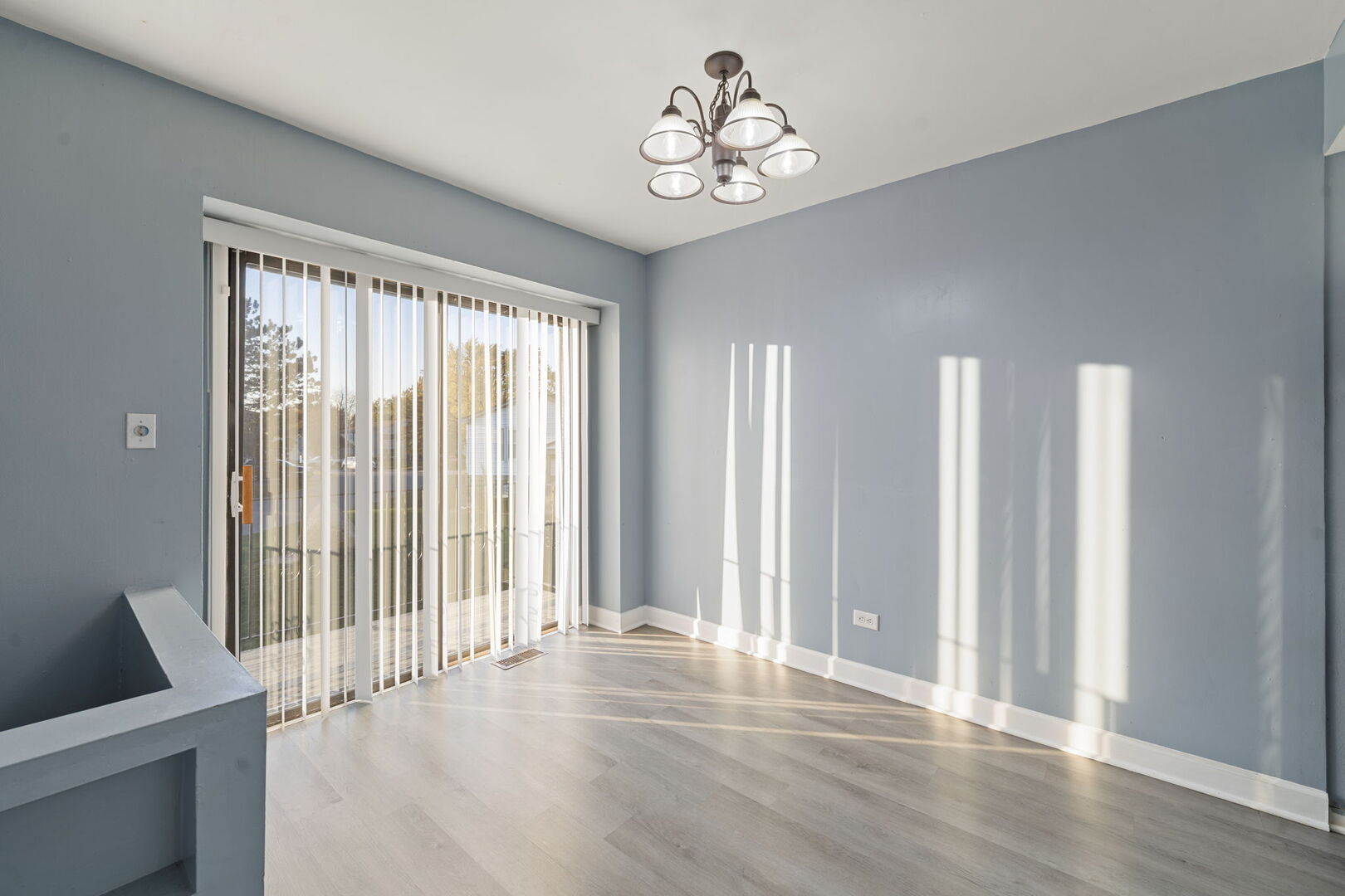 2125 N GINGER CREEK Drive #2125, Palatine, IL 60074