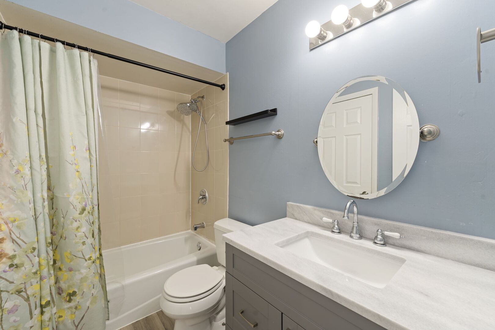 2125 N GINGER CREEK Drive #2125, Palatine, IL 60074