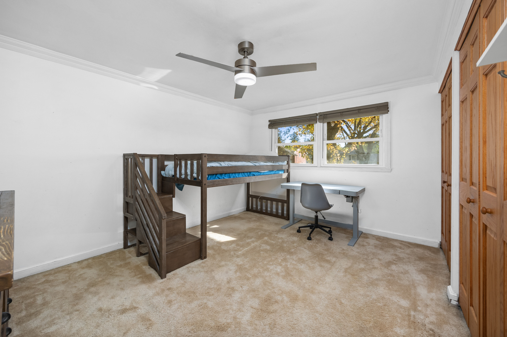 1000 Webster Lane, Schaumburg, IL 60193