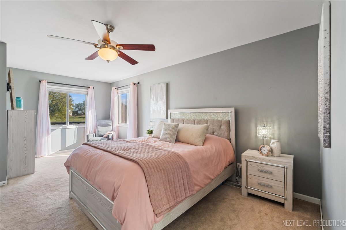 3144 Johnsbury Lane, Aurora, IL 60504