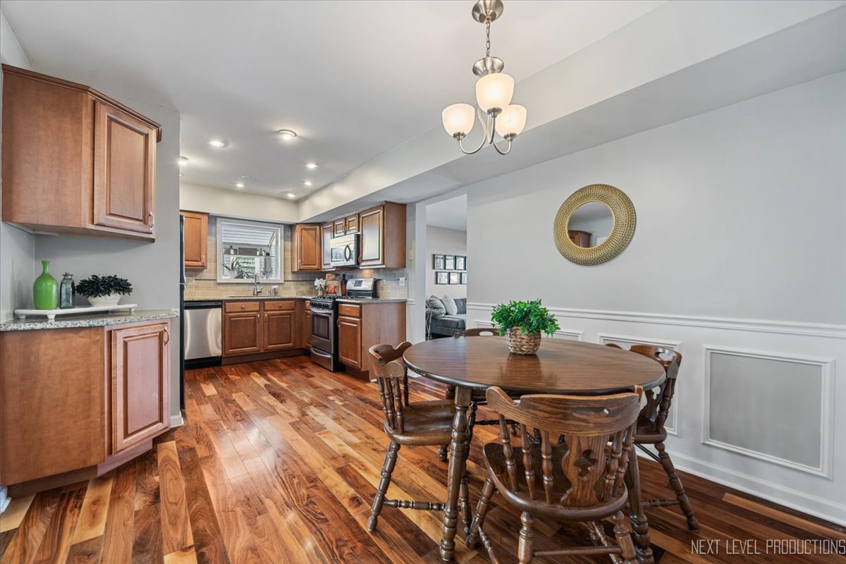 3144 Johnsbury Lane, Aurora, IL 60504