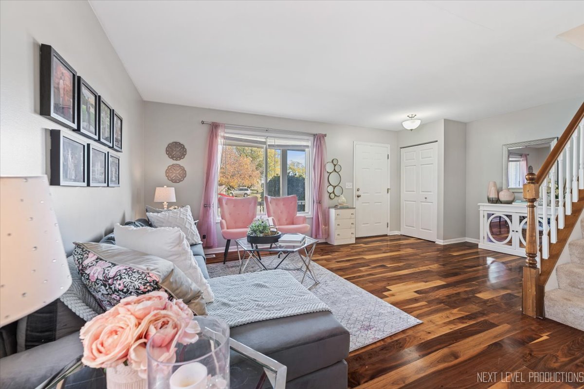 3144 Johnsbury Lane, Aurora, IL 60504