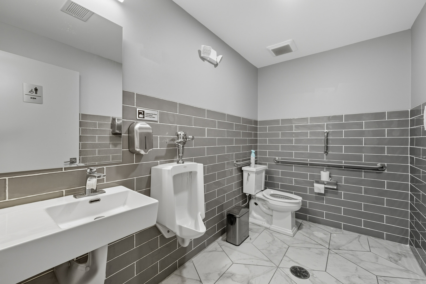 801 W Grant Highway, Marengo, IL 60152