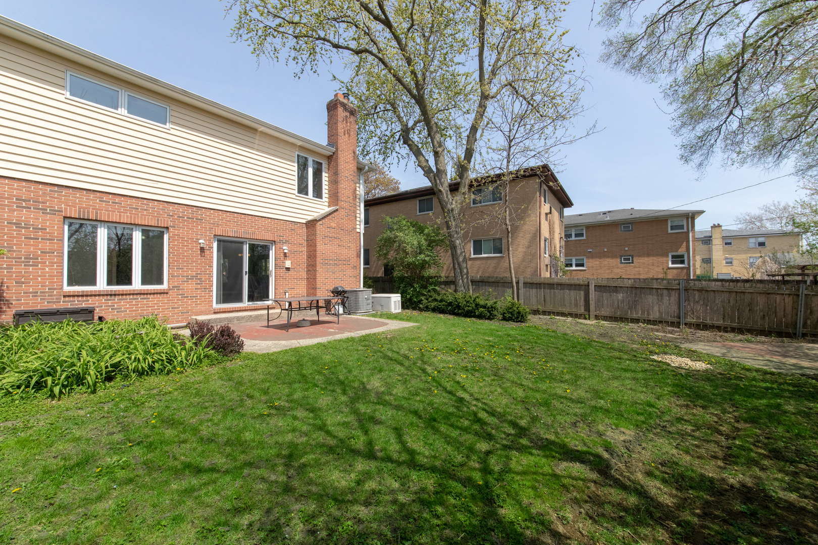 840 N Northwest Highway, Park Ridge, IL 60068