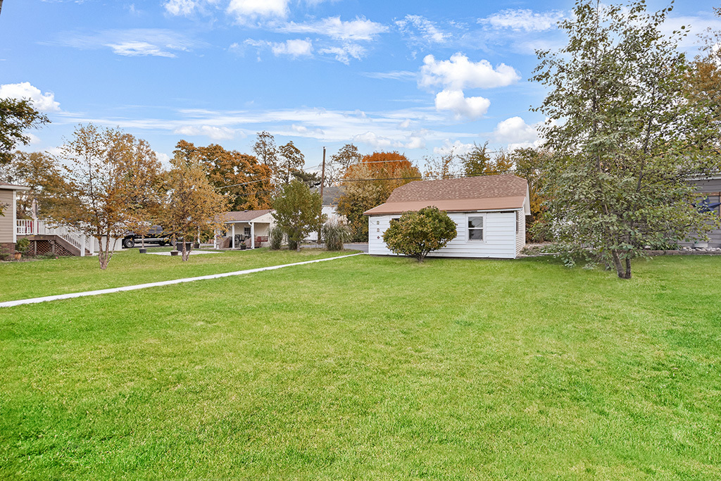 717 Warner Avenue, Lemont, IL 60439