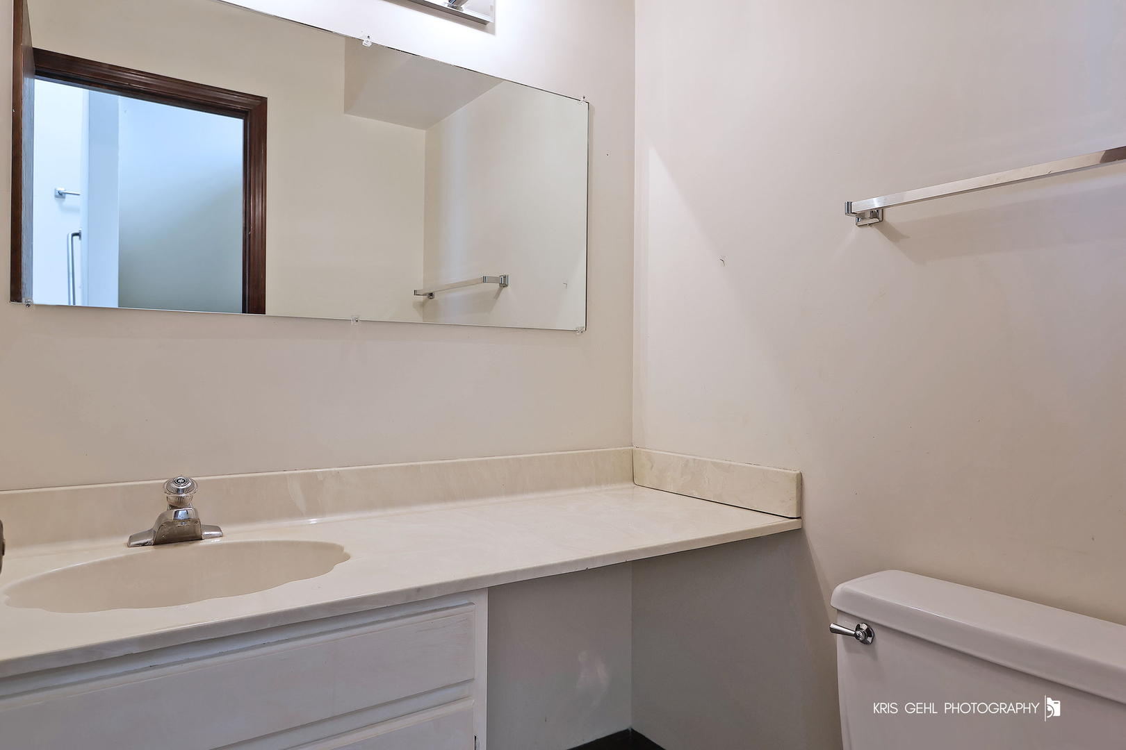 1857 Willowview Terrace, Northfield, IL 60093