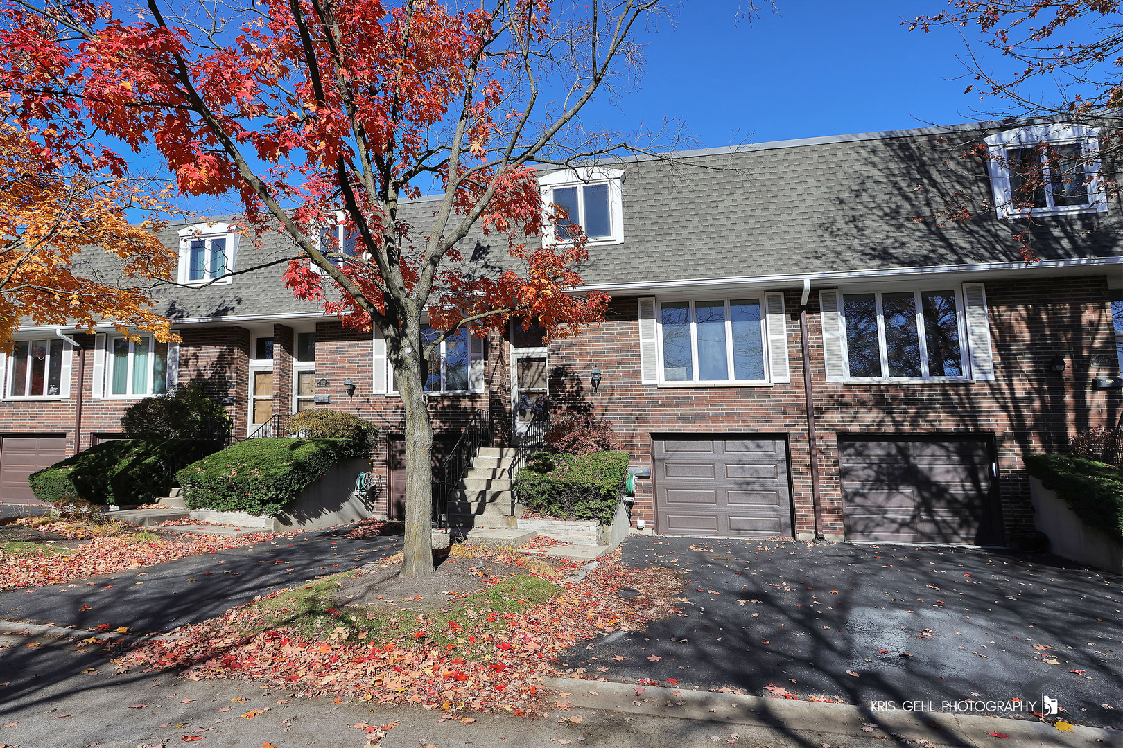 1857 Willowview Terrace, Northfield, IL 60093