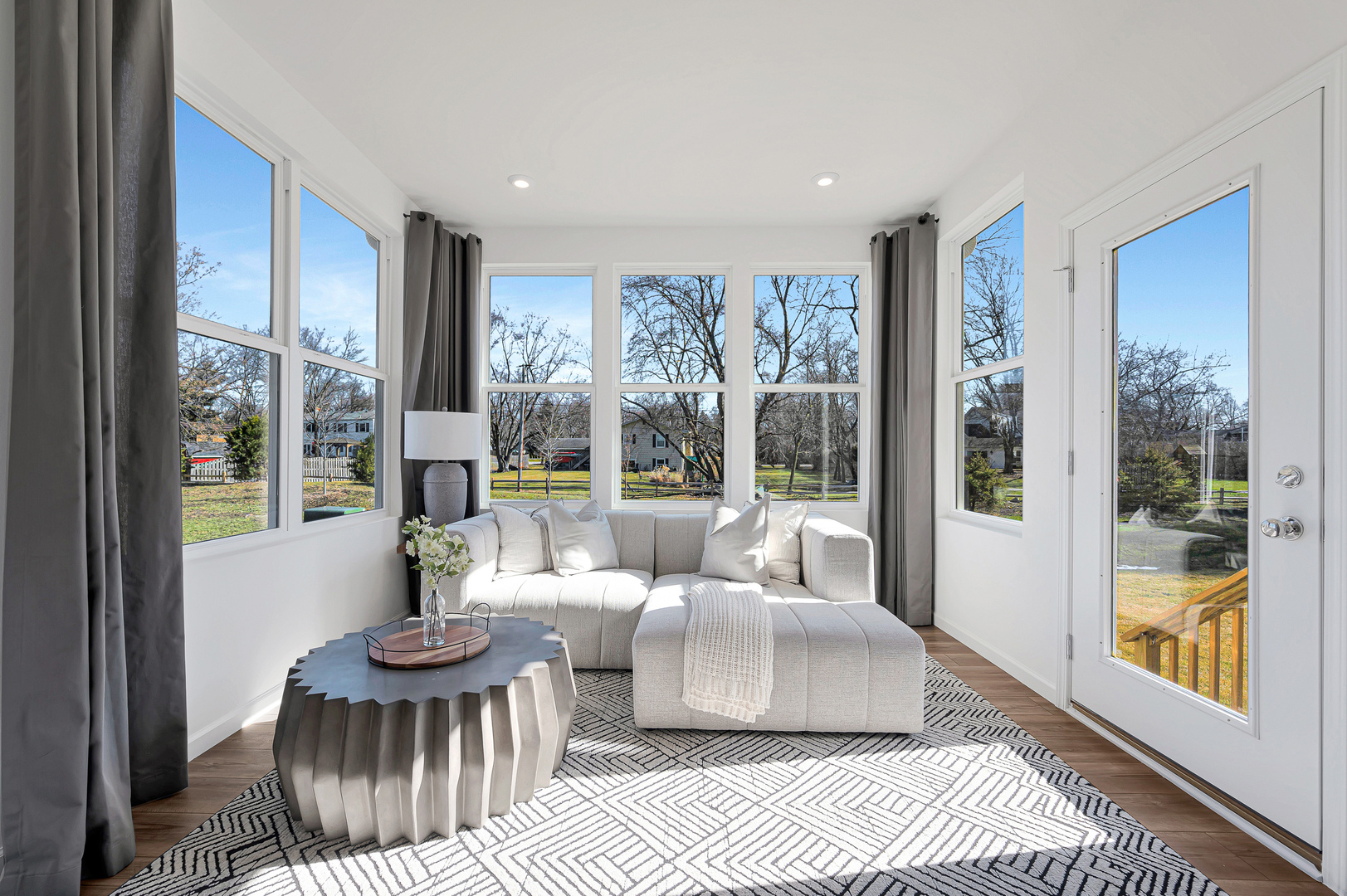 2611 Lawlor Lane, Naperville, IL 60564