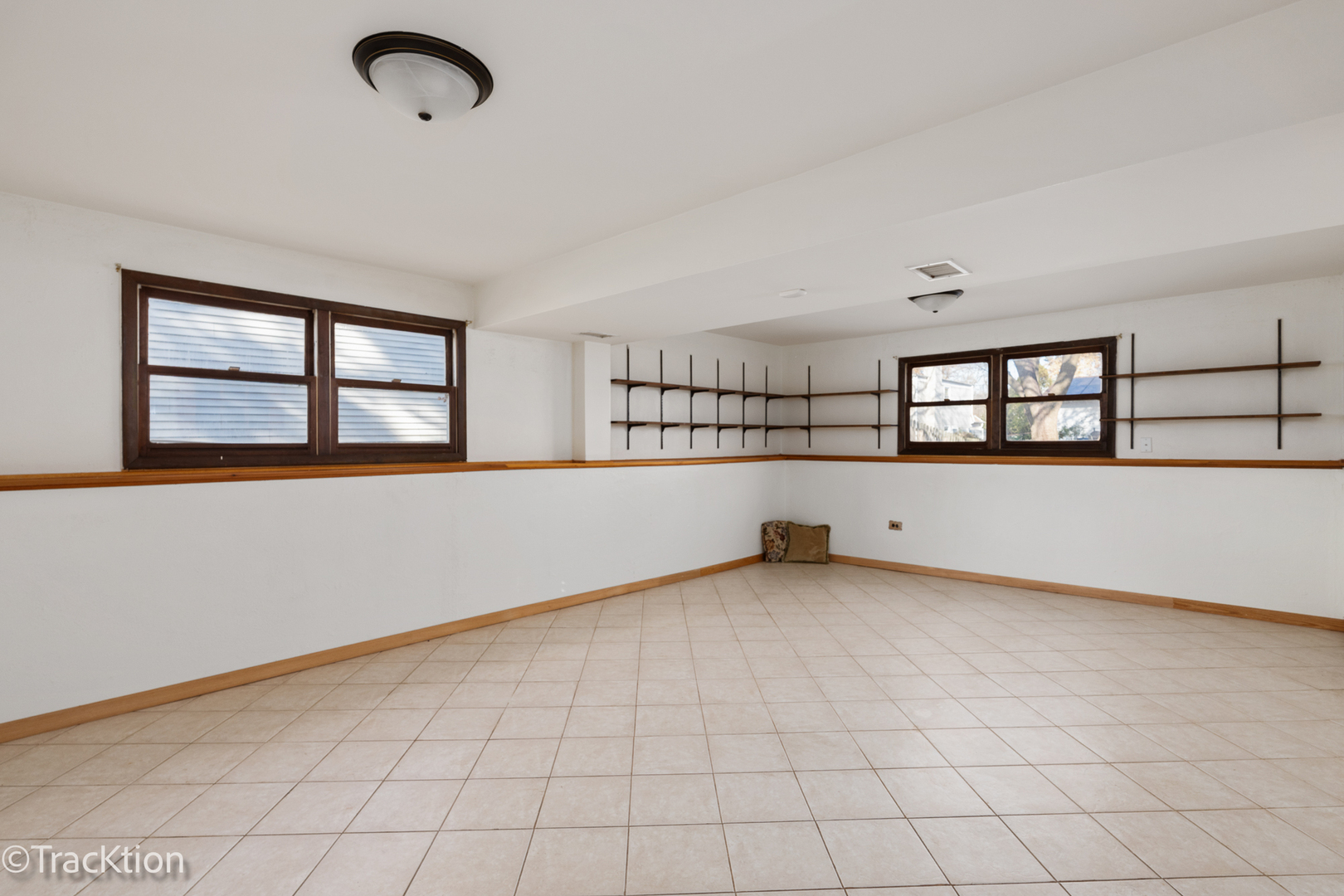 672 Londonberry Lane, Bolingbrook, IL 60440