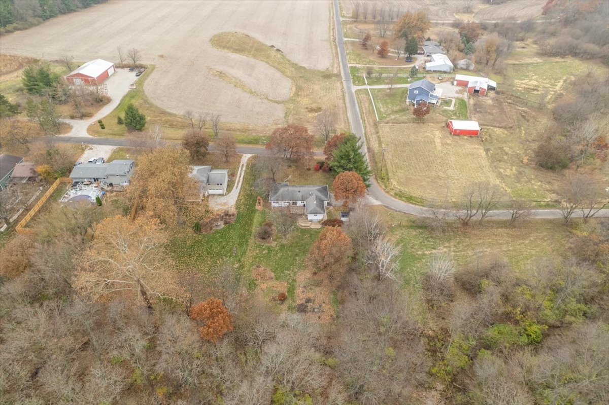 14509 Twin Grove Road, Bloomington, IL 61705