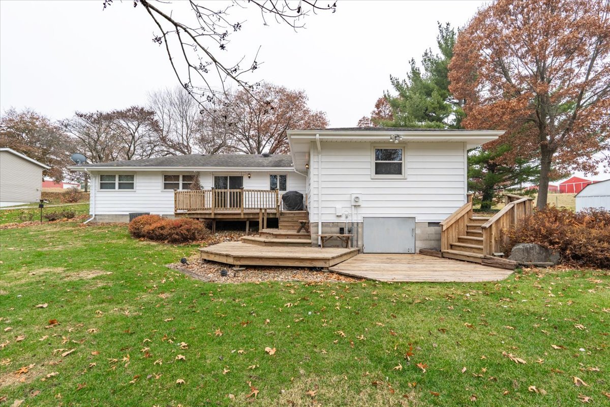 14509 Twin Grove Road, Bloomington, IL 61705