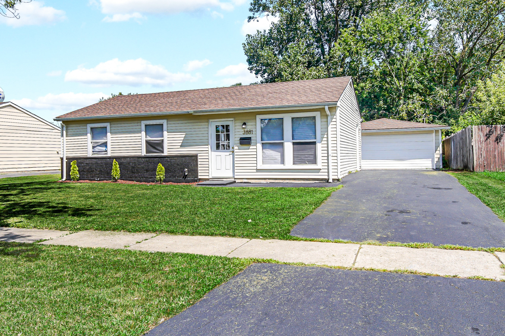 3881 171st Street, Country Club Hills, IL 60478