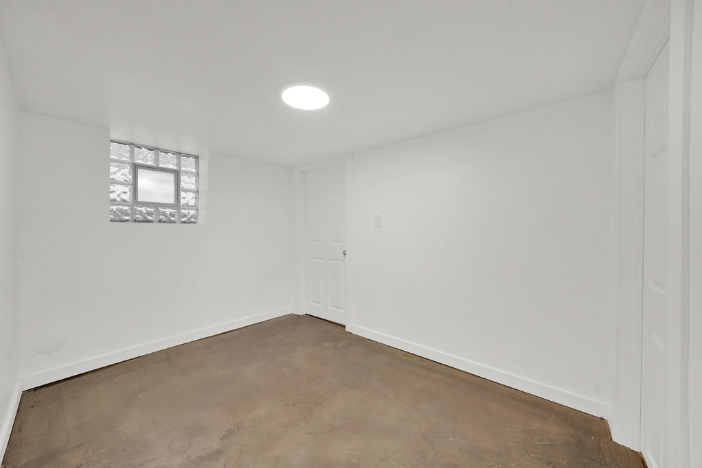 7527 S Ellis Avenue, Chicago, IL 60619