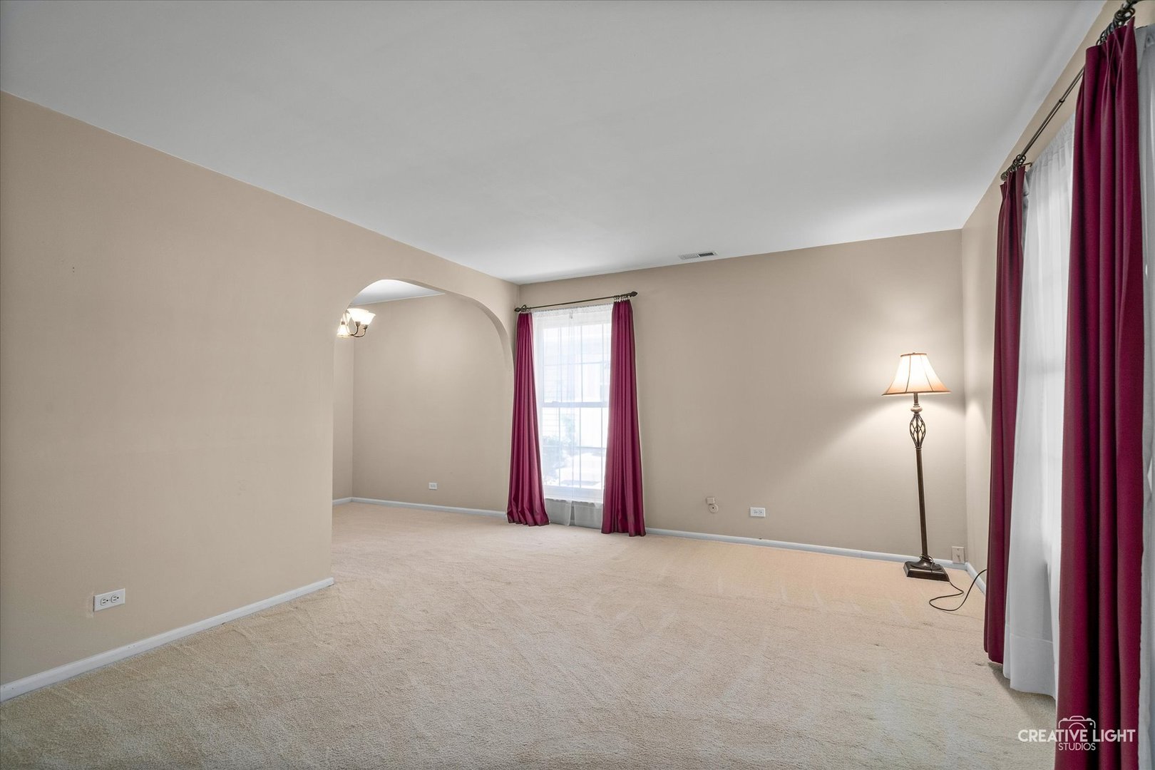 1489 Woodcutter Lane #A, Wheaton, IL 60189