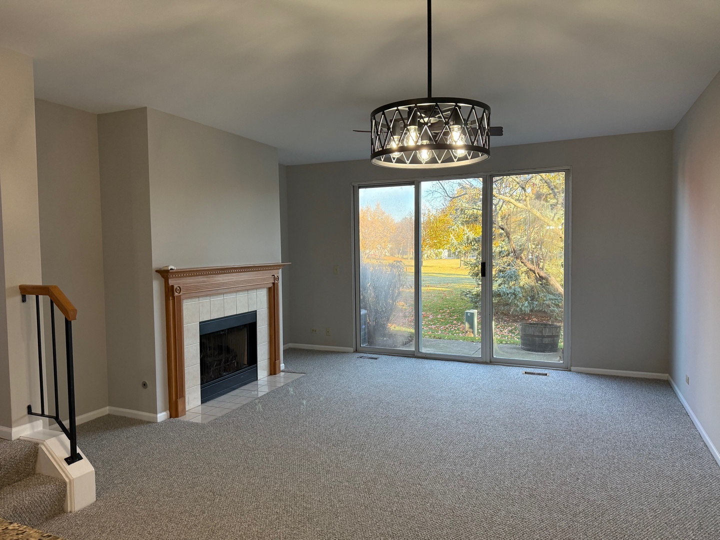 17826 W Salisbury Drive, Gurnee, IL 60031