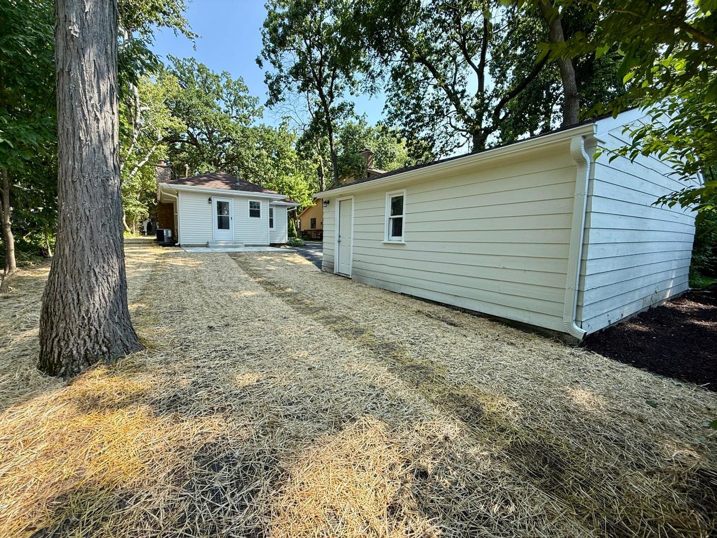 26346 N Walnut Avenue, Mundelein, IL 60060