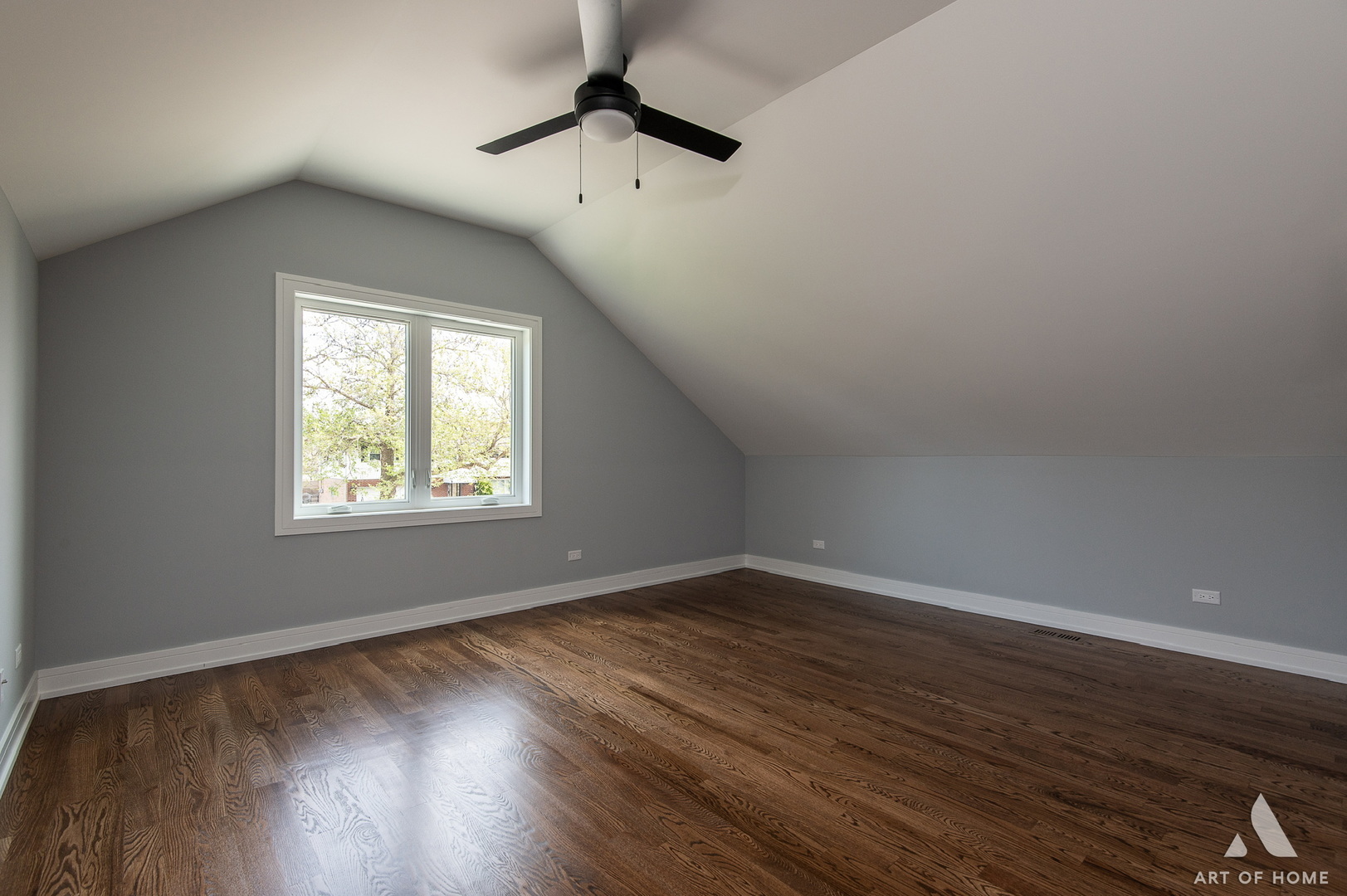 8650 Lockwood Avenue, Burbank, IL 60459