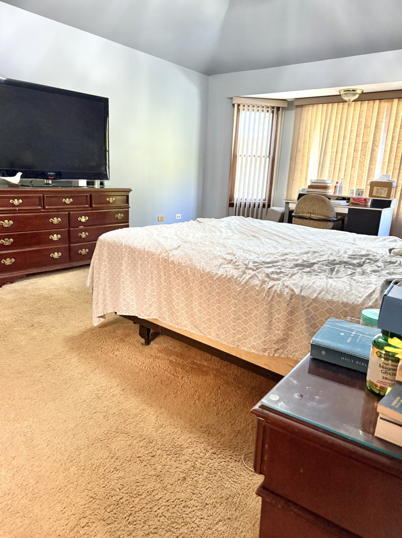 1433 COLUMBUS Drive, Bolingbrook, IL 60490