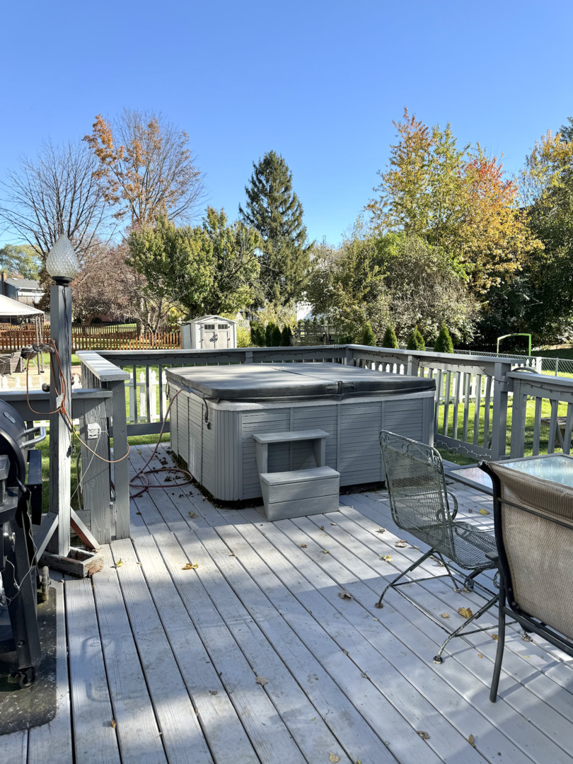 1433 COLUMBUS Drive, Bolingbrook, IL 60490