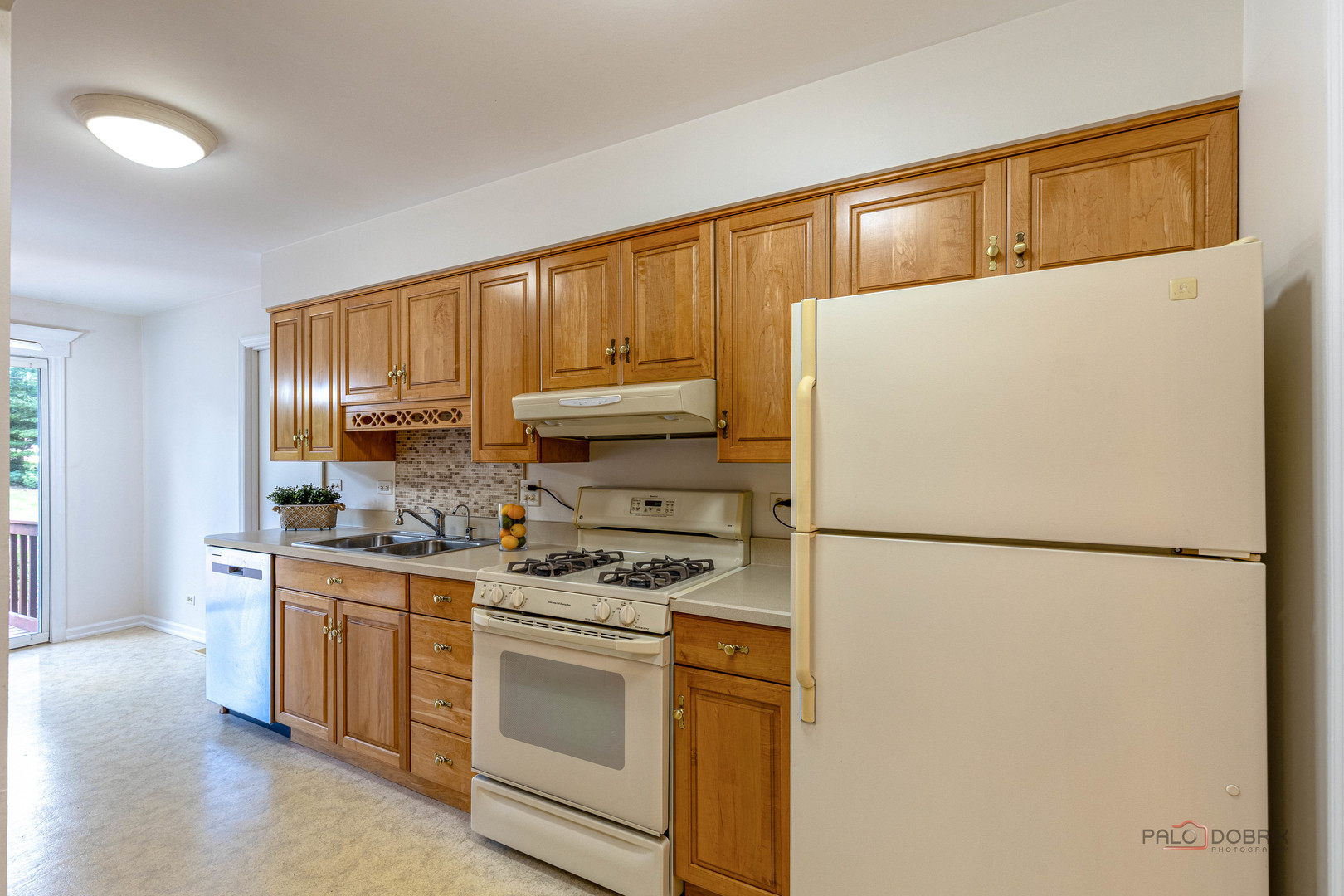 36W650 HICKORY HOLLOW Drive, Dundee, IL 60118