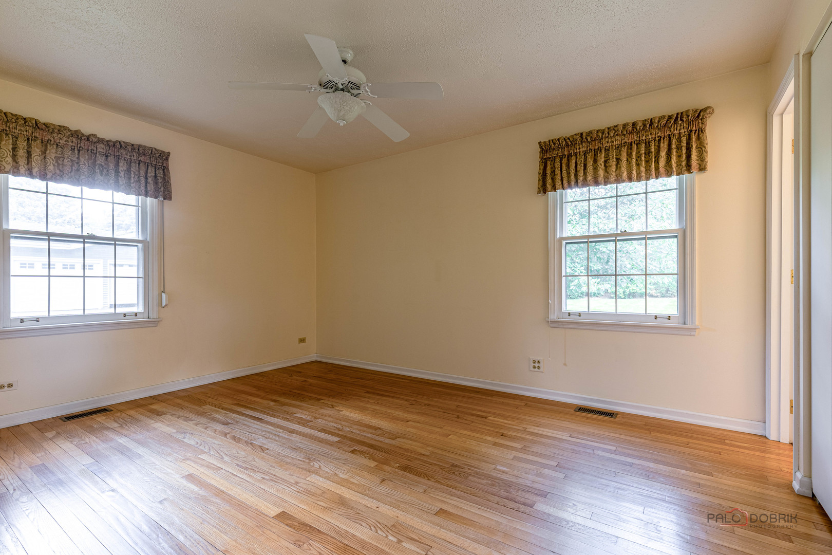 36W650 HICKORY HOLLOW Drive, Dundee, IL 60118