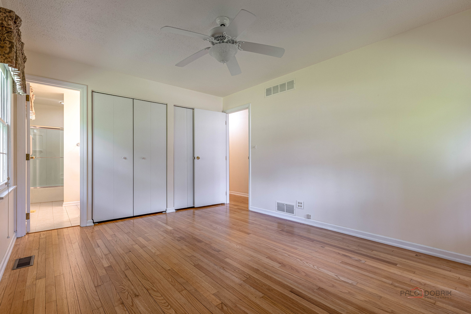 36W650 HICKORY HOLLOW Drive, Dundee, IL 60118