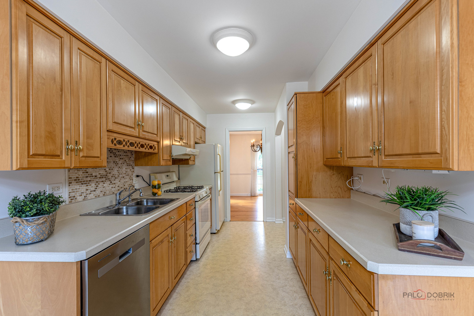 36W650 HICKORY HOLLOW Drive, Dundee, IL 60118