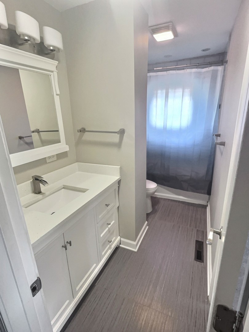 15451 S Scott Drive, Lockport, IL 60441