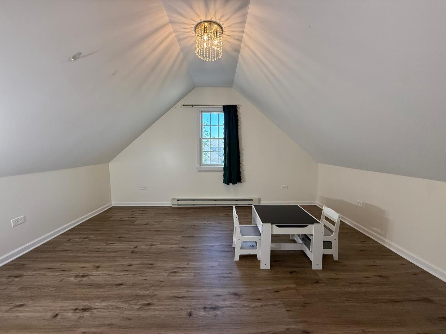 731 Lake Ridge Drive, South Elgin, IL 60177