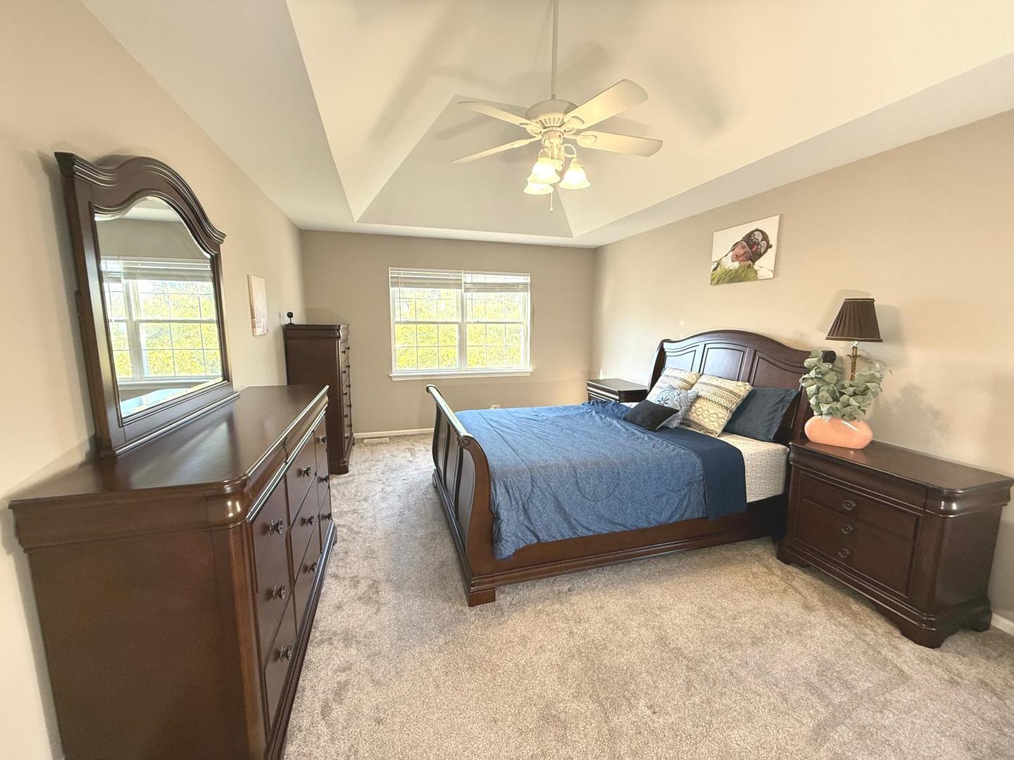 731 Lake Ridge Drive, South Elgin, IL 60177