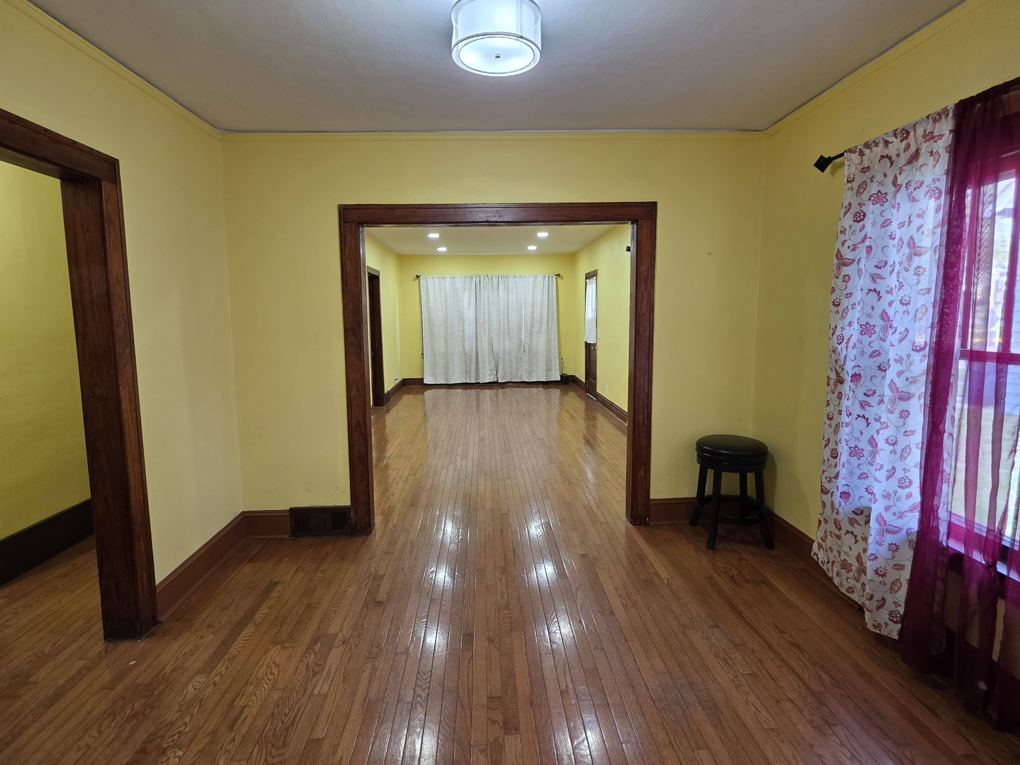 803 Broadway Avenue, North Chicago, IL 60064