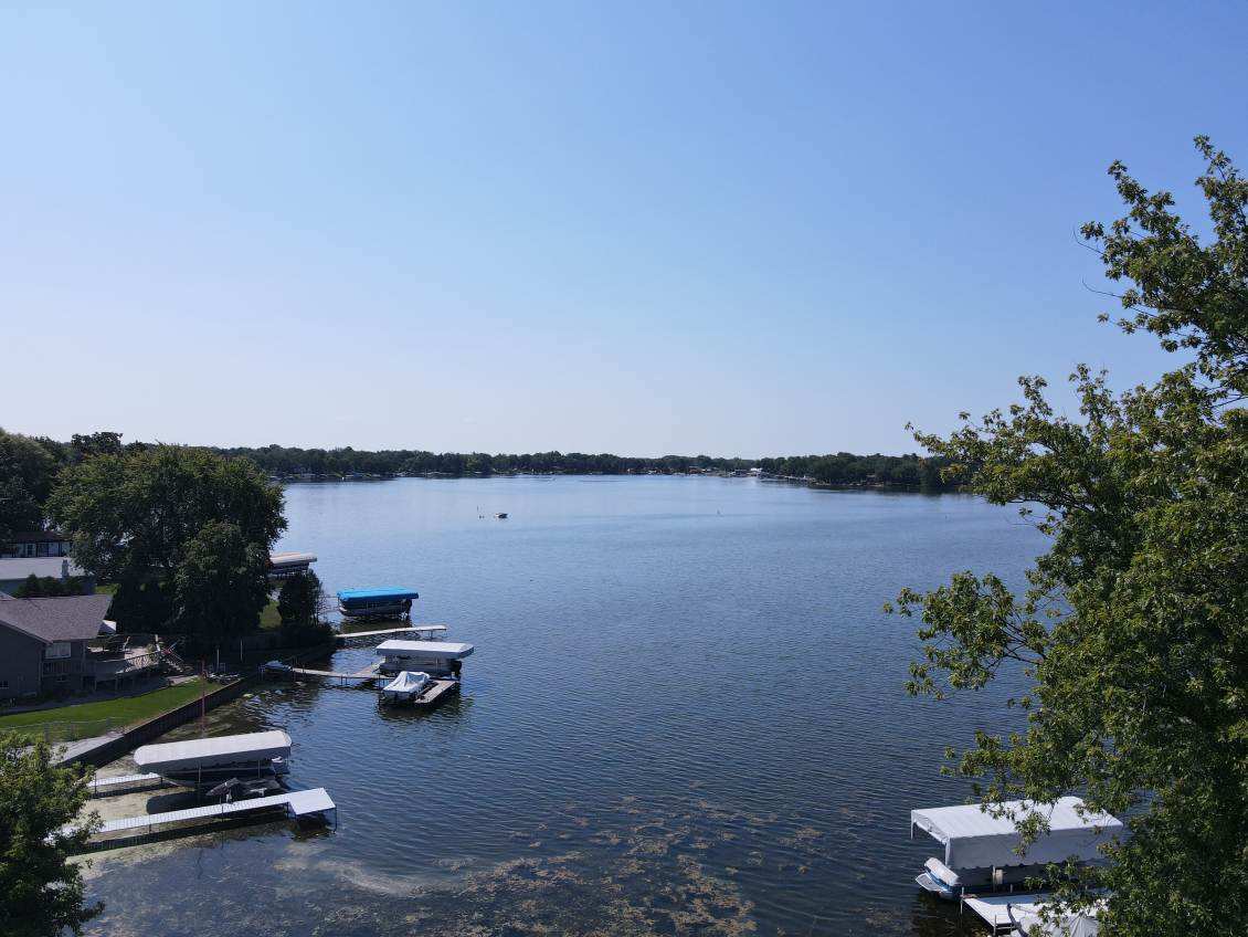 43247 N Grandview Terrace, Antioch, IL 60002