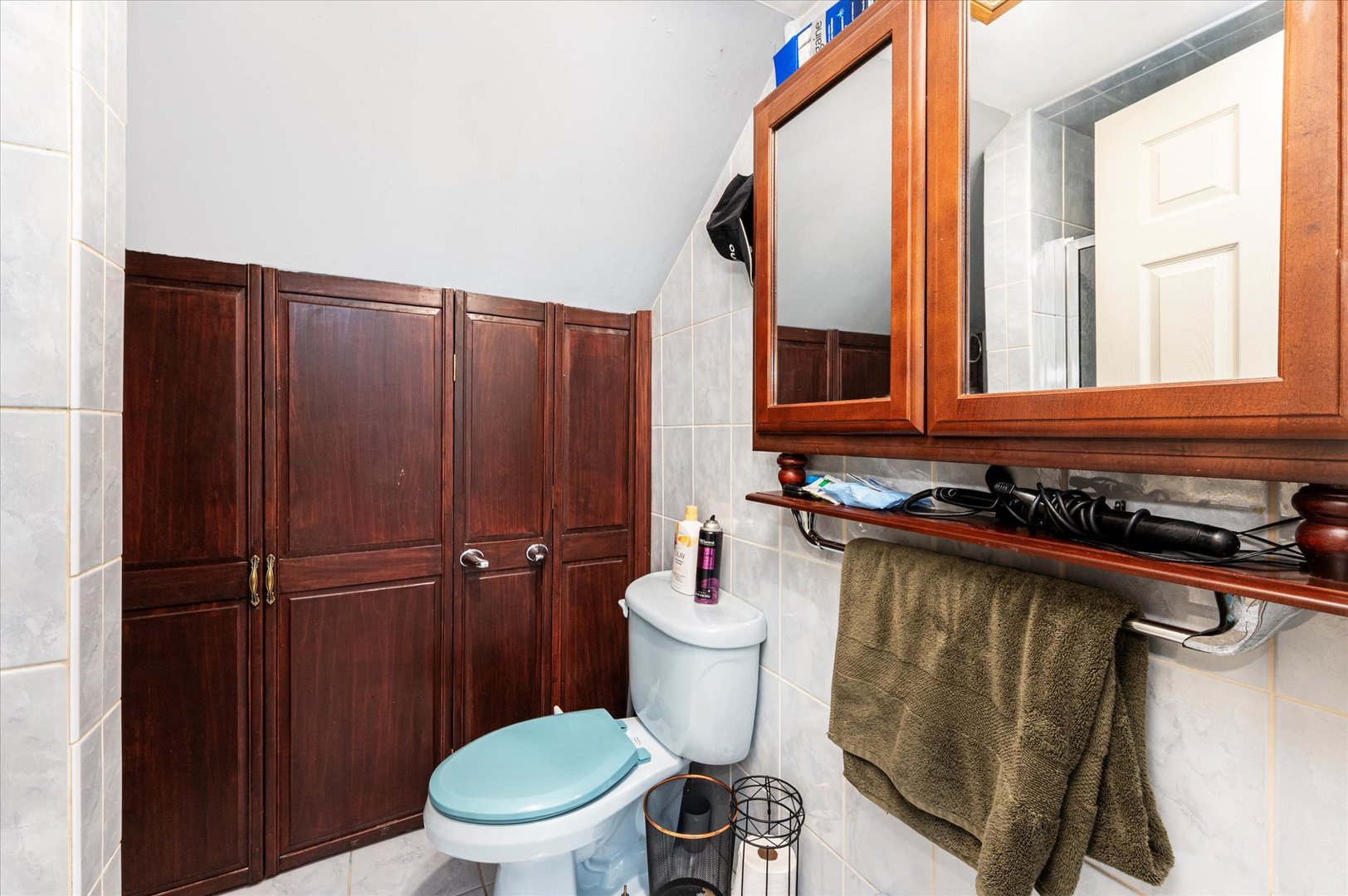 39 N 5th Avenue, Des Plaines, IL 60016