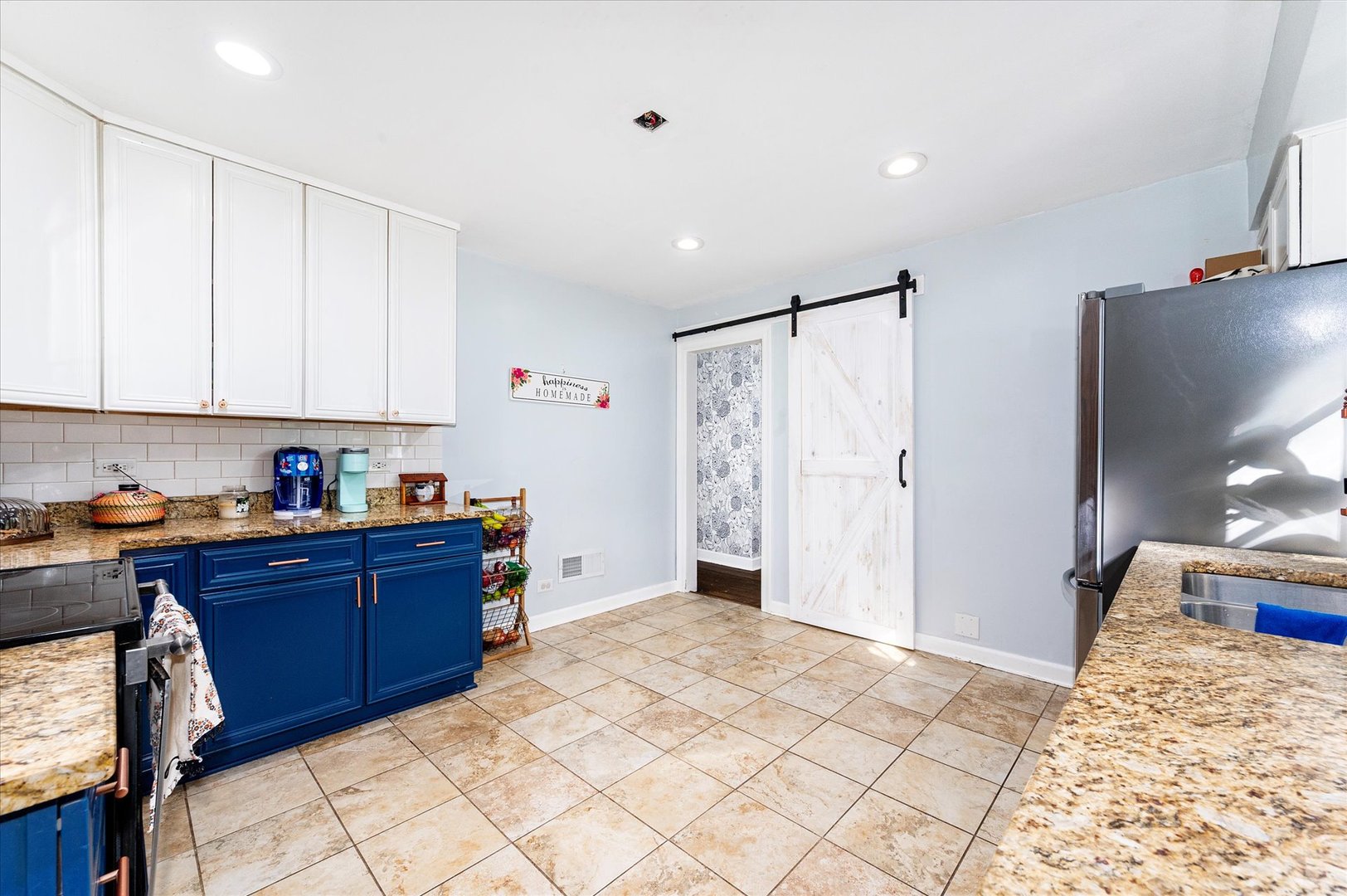 39 N 5th Avenue, Des Plaines, IL 60016