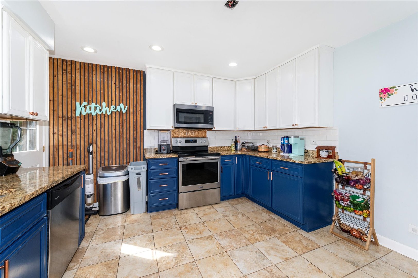 39 N 5th Avenue, Des Plaines, IL 60016