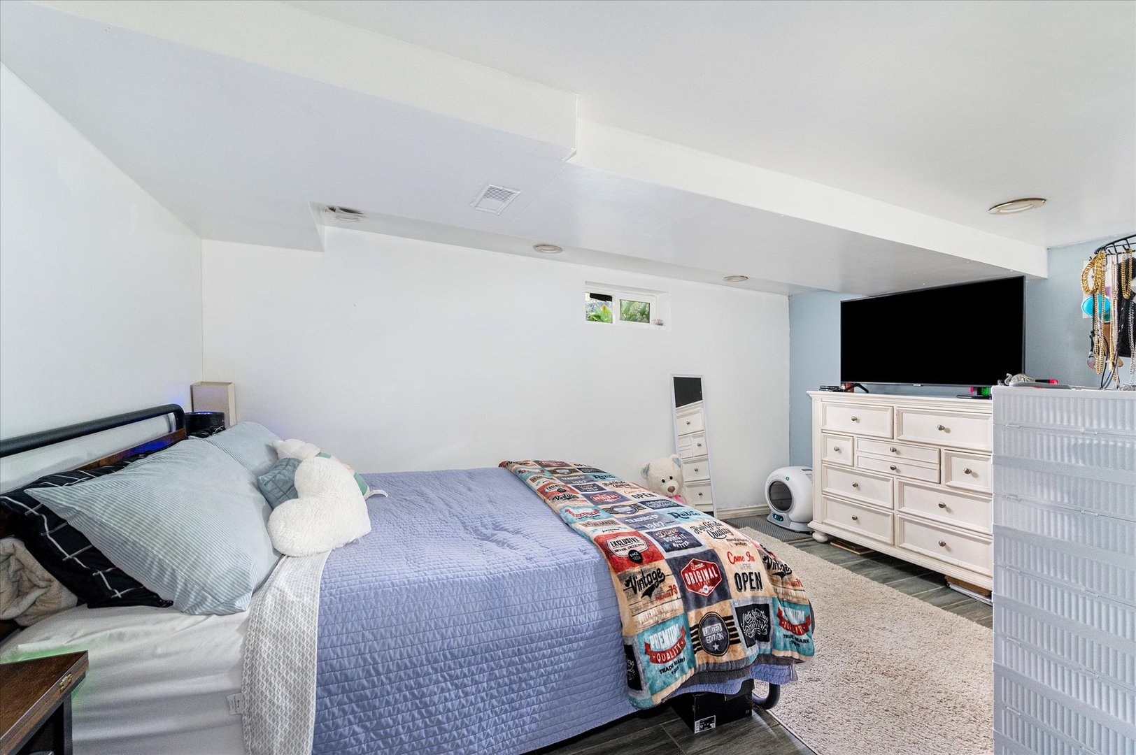 39 N 5th Avenue, Des Plaines, IL 60016