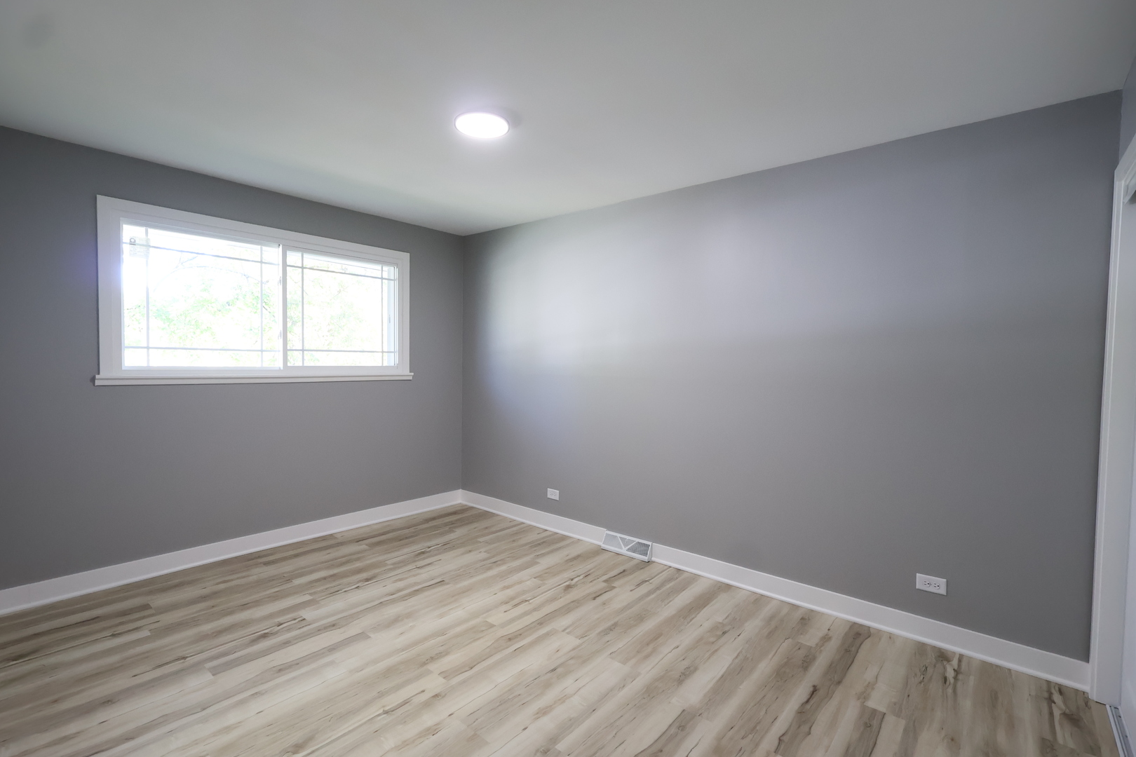 4401 Adele Lane, Oak Forest, IL 60452