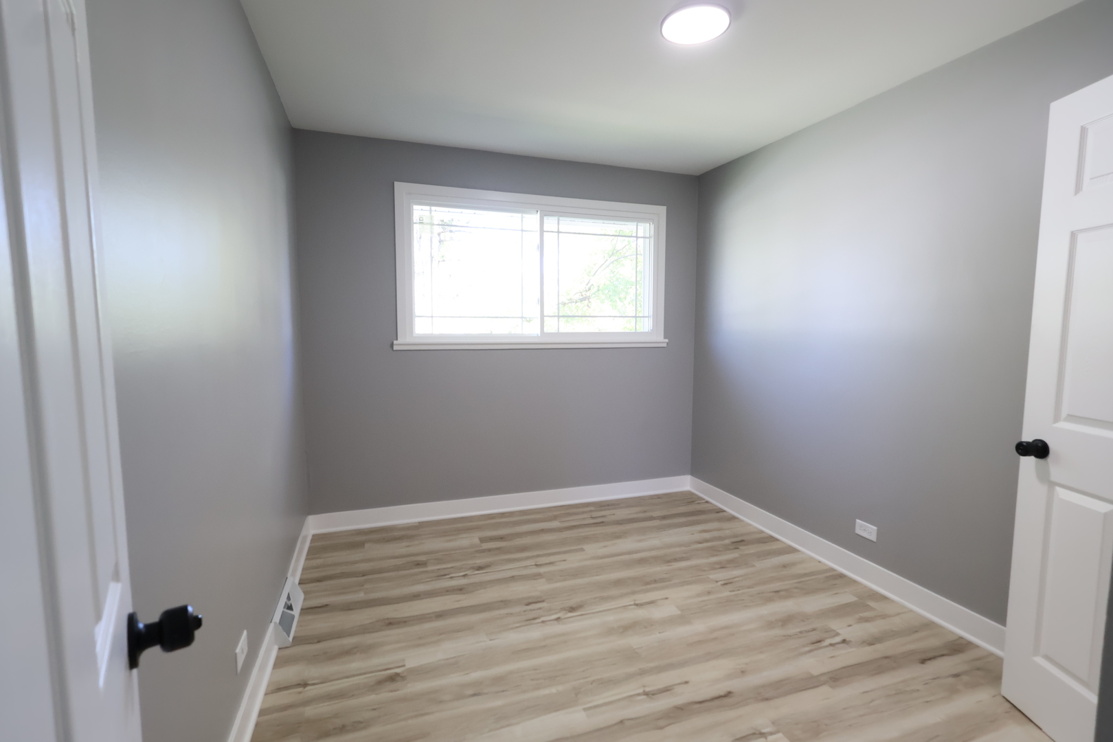 4401 Adele Lane, Oak Forest, IL 60452