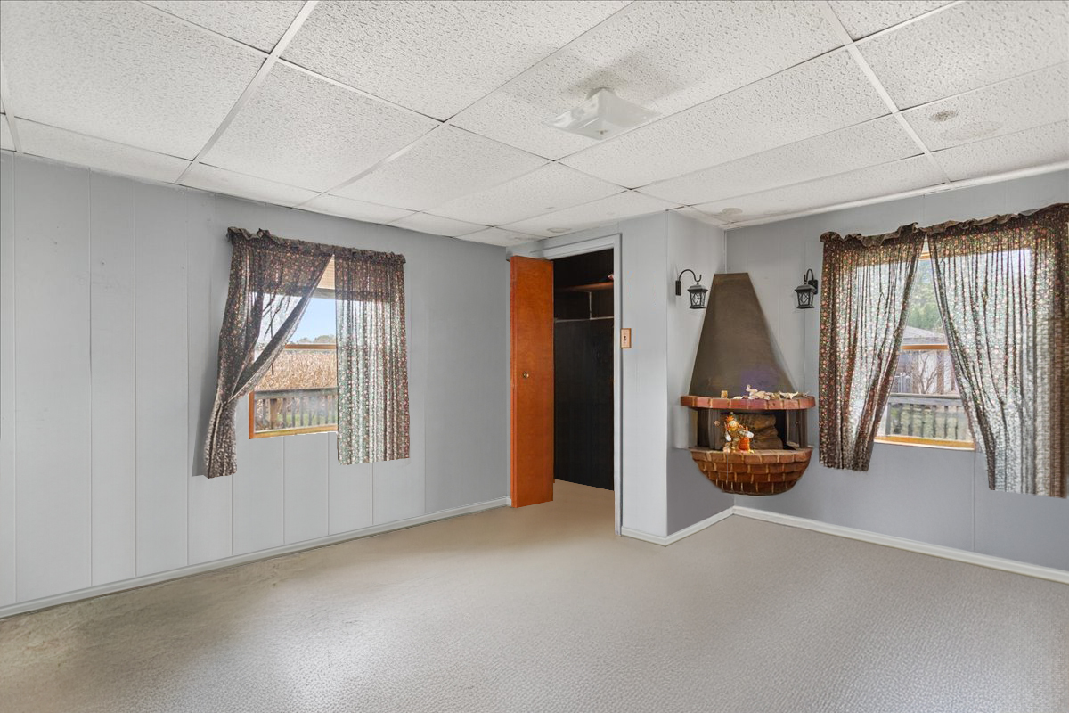 30736 S Symerton Road, Wilmington, IL 60481