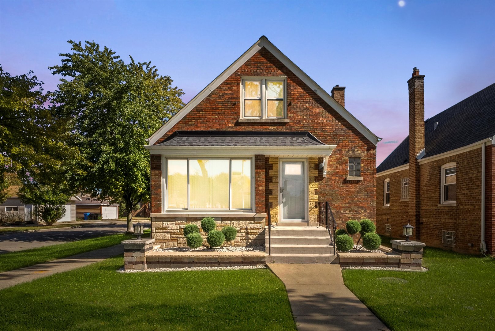 6201 S MEADE Avenue, Chicago, IL 60638