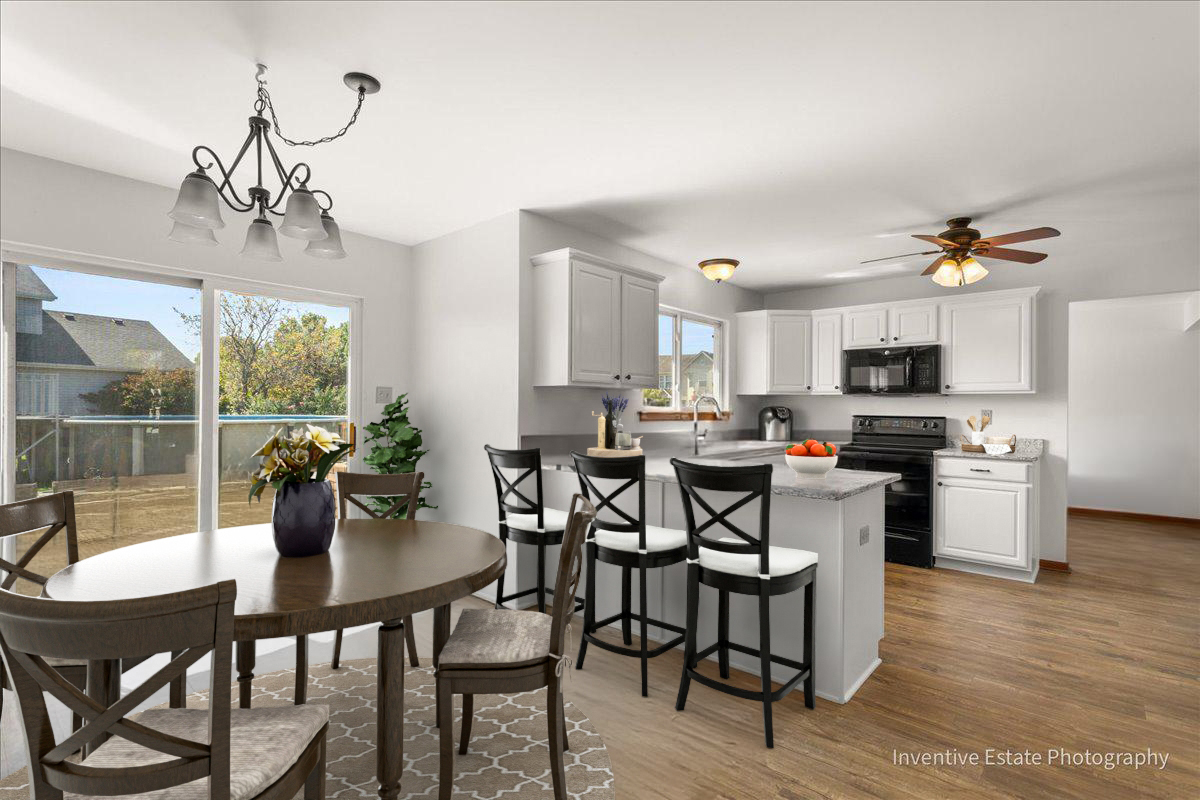 26201 W Winding Oak Court, Channahon, IL 60410