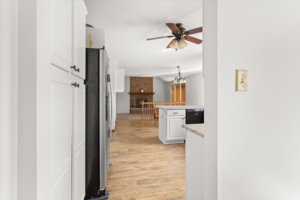 26201 W Winding Oak Court, Channahon, IL 60410