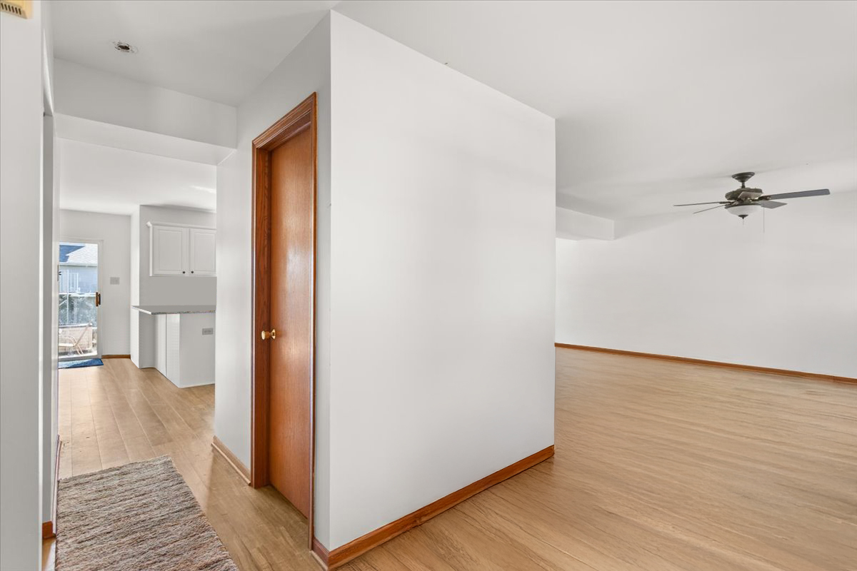 26201 W Winding Oak Court, Channahon, IL 60410