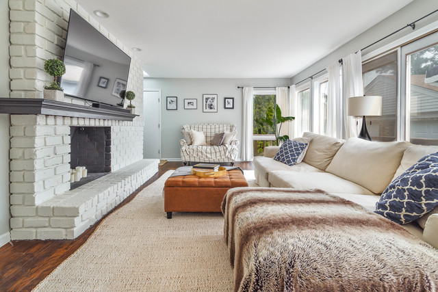 219 Middaugh Road, Clarendon Hills, IL 60514