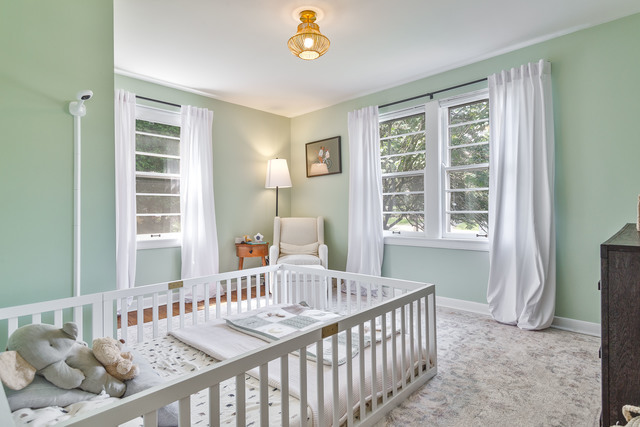 219 Middaugh Road, Clarendon Hills, IL 60514