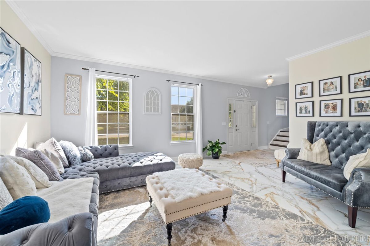 199 Vale Avenue, Sugar Grove, IL 60554