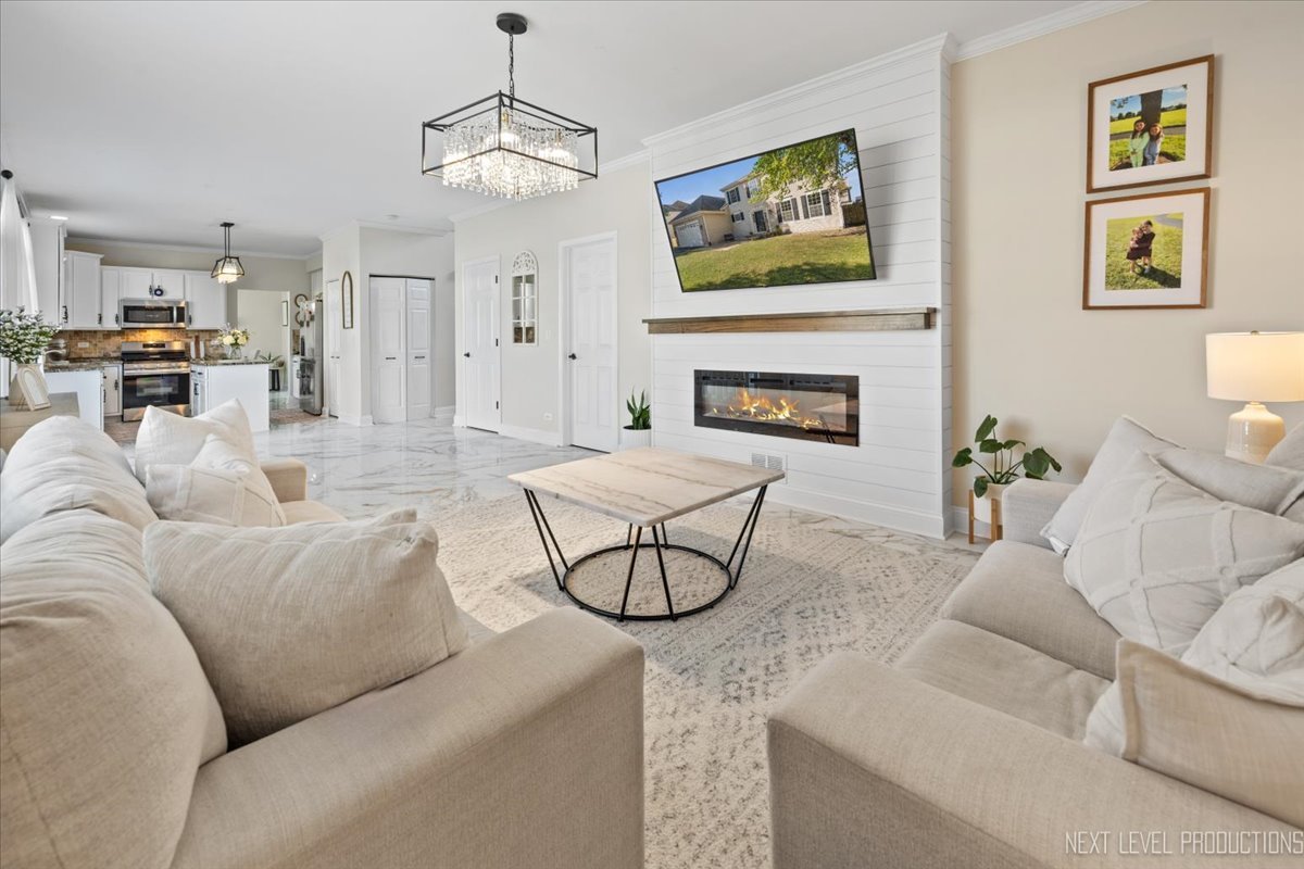 199 Vale Avenue, Sugar Grove, IL 60554