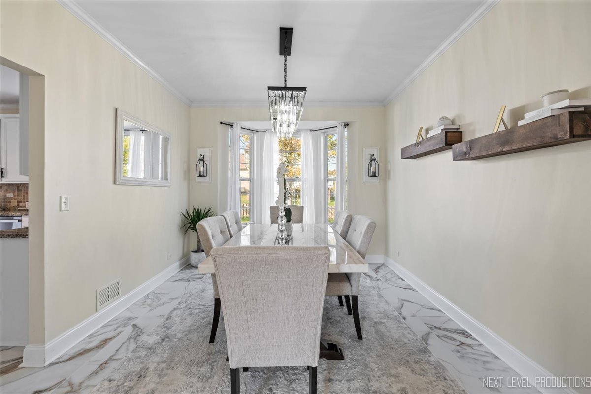 199 Vale Avenue, Sugar Grove, IL 60554