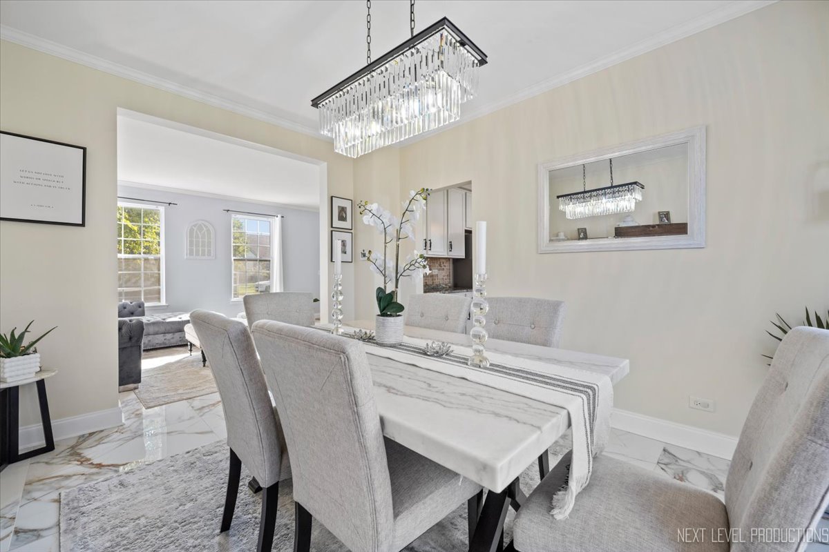 199 Vale Avenue, Sugar Grove, IL 60554