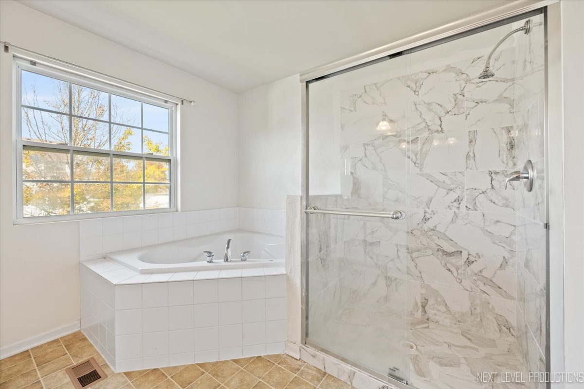 199 Vale Avenue, Sugar Grove, IL 60554